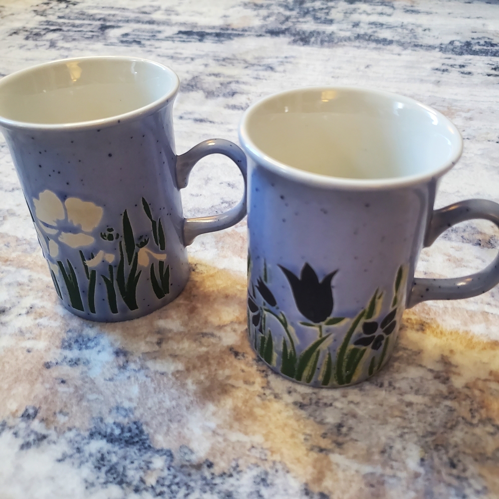 Vintage Churchill England Speckled Blue Floral Coffee Tea Mug Set of 2